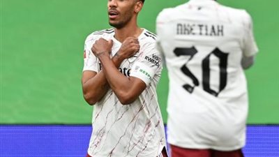 الشوط الأول.. أرسنال يتقدم على ليفربول بهدف دون رد بكأس الدرع الخيرية