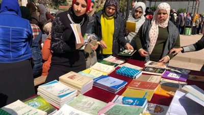 افتتاح معرض الكتاب المجاني للطالبات بعنوان  ”ثقافتك …تهمنا” ببنات عين شمس