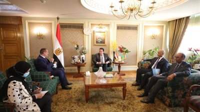 وزير التعليم العالي يستقبل سفير موريتانيا بالقاهرة