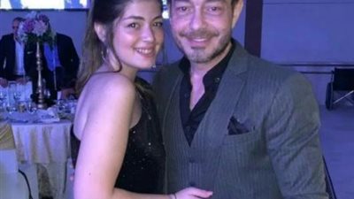 ”نجمتى الأولى والأخيرة”.. أحمد زاهر يحتفل بعيد ميلاد نجلته على طريقته الخاصة