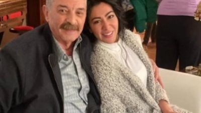 ميريهان حسين برفقة محمود حميدة من كواليس ”نقل عام”