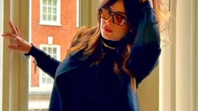 ياسمين عبد العزيز بإطلالة ساحرة فى أحدث ظهور