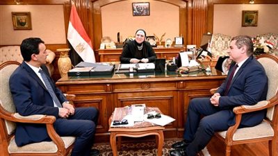عادل الصقر: الدولة المصرية تمثل العمق الإستراتيجي للعالم العربي