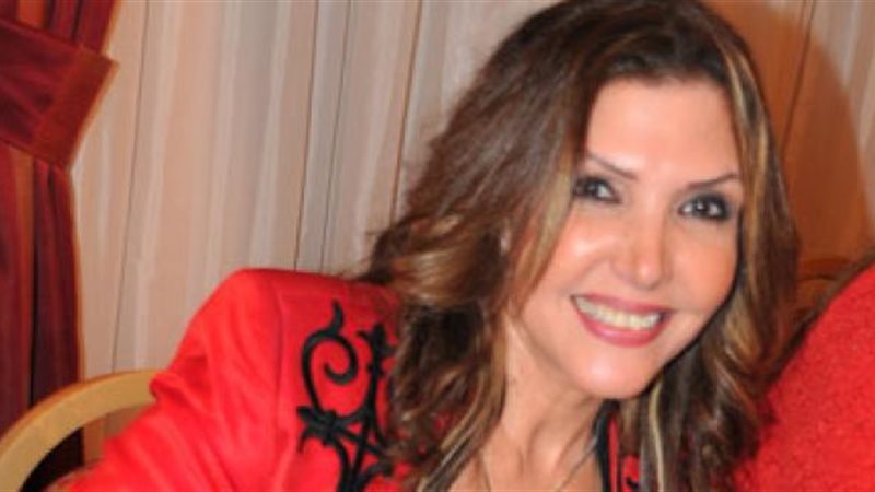 نادية مصطفى