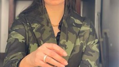 هبة مجدي بإطلالة رقيقة في أحدث جلسة تصوير