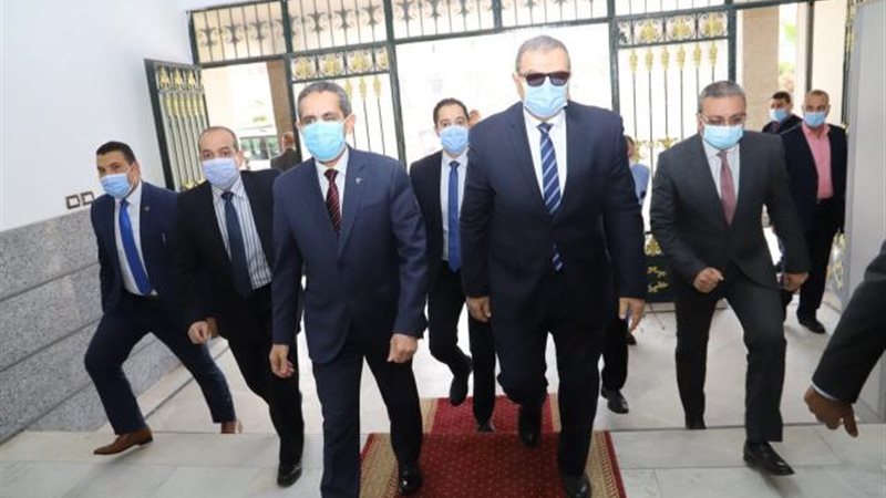 وزير القوى العاملة