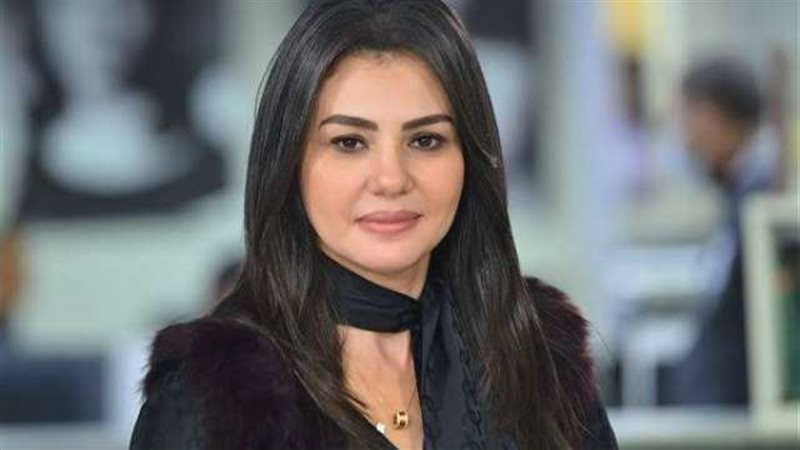 دينا فؤاد