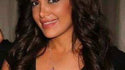 طرح بوستر دعائي لمسلسل ”يوتيرن” لـريهام حجاج