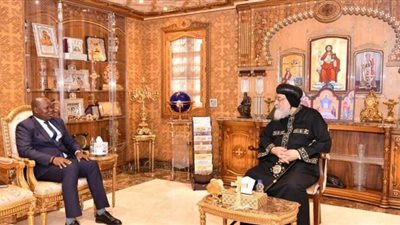 شاهد.. لقاء البابا تواضروس مع سفير جنوب السودان