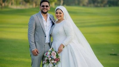 أحلى عروسة في الدنيا.. مصطفى خاطر يهنىء شقيقته على حفل زفافها