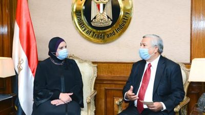 وزيرة التجارة والصناعة تبحث مع السفير الاندونيسي بالقاهرة سبل تعزيز التعاون الاقتصادي المشترك بين البلدين
