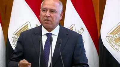 وزير النقل يبحث مع سفيرة الإمارات بالقاهرة تعزيز التعاون المشترك