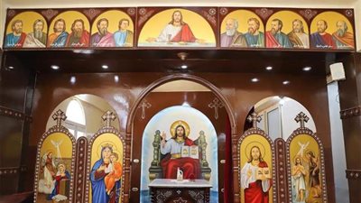 صور..  تدشين مذبح ورسامة شمامسة بكنيسة ”الدويك” بطما