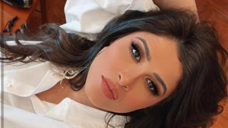 ياسمين عبد العزيز