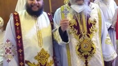 رسامة قمصًا و406 شماس..  شاهد اجتماع مجمع كهنة الفيوم