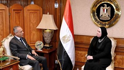 ننشر تفاصيل لقاء وزيرة التجارة والصناعة مع وفد المؤسسة العربية لضمان الاستثمار وائتمان الصادرات