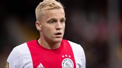 رسميا.. فان دي بيك ينتقل إلي مانشستر يونايتد قادما من أياكس