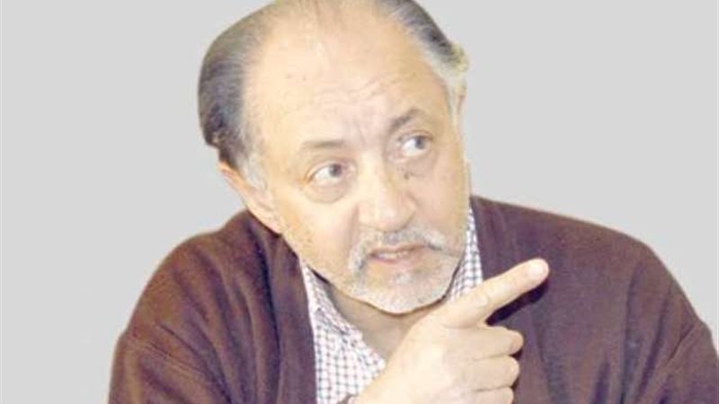 عبد العزيز مخيون