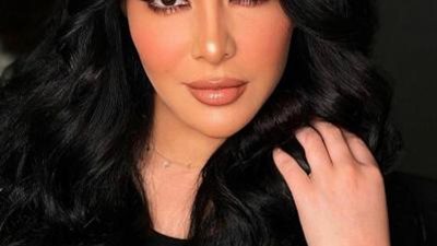 ميرهان حسين تهاجم منتقديها أثناء تأدية مناسك العمرة