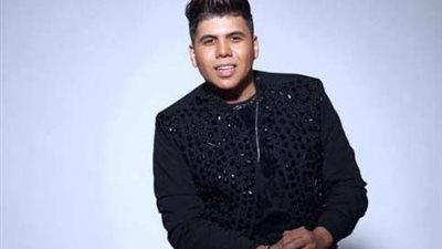 عمر كمال ينشر فيديو من مالطا استعدادا لإحياء حفل غنائي