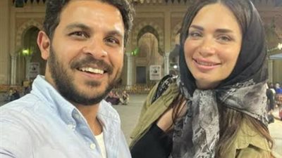 محمد رشاد يعبر عن حبه لـ خطيبته بطريقة رومانسية