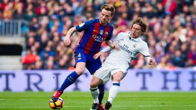 ريال مدريد يواجه برشلونة فى كلاسيكو نارى بالدوري الإسباني