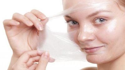 مقشر الوجه.. مفتاح جمال البشرة وإشراقها