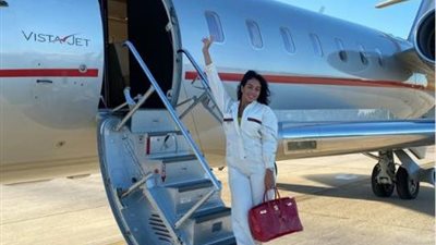 صديقة رونالدو.. طائرة خاصة تحمل جورجينا الي أسبانيا لحضور مهرجان السينما بفينيسيا