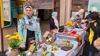 بالصور .. عميد ألسن عين شمس تفتتح مسابقة ”إعادة التدوير ”