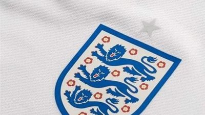 الاتحاد الإنجليزي يرفع شعار المساواة بين الرجال والسيدات في كرة القدم