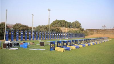 بالصور .. شاهد استعدادات الجامعة الأمريكية بالقاهرة لاستضافة بطولة العالم للخماسي