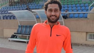 المقاولون العرب ضد المصري.. بطاقة حمراء لعبد العزيز موسى في أسرع حالة طرد في الدوري المصري