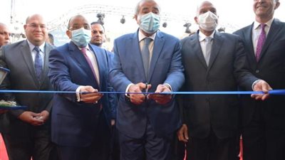 بالصور.. وزيرا التموين والتنمية المحلية ومحافظ الجيزة يفتتحون معرض ”أهلًا رمضان” بفيصل