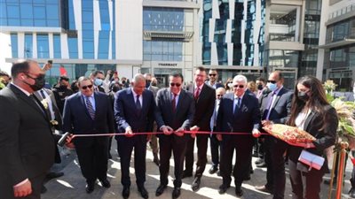 وزير التعليم العالي يتفقد مؤسسة جلوبال المُستضيفة لفرع جامعة هيرتفوردشاير الإنجليزية