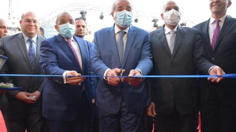 وزيرا التموين و التنمية