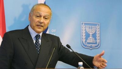 أبو الغيط يصل الامارات للمشاركة فى القمة العالمية للحكومات