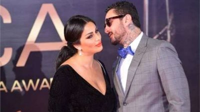 ندى الكامل تعلق علي صور قبلاتها مع زوجها السابق أحمد الفيشاوى بشكل مثير