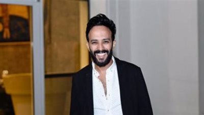 أحمد عصام يواصل تصوير مسلسل ”طلقتلك نفسي”