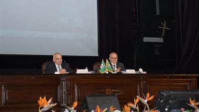 بالصور والفيديو .. احتفالية كبرى بجامعة القاهرة لتكريم المرأة بالتعاون مع هيئة قضايا الدولة