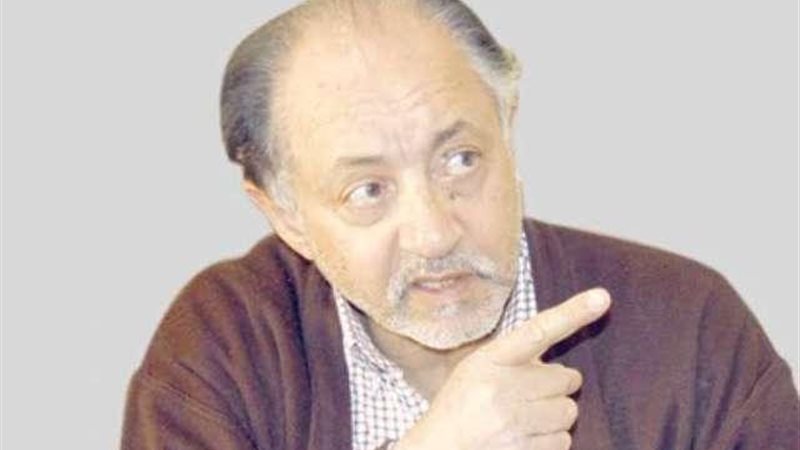 عبد العزيز مخيون
