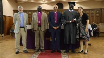 صور.. رئيس الأسقفية يشهد تخريج دفعة جديدة من معهد جبال النوبة للكتاب المقدس