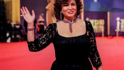 إلهام شاهين تتحدث عن خلافها مع الزعيم وترد علي تصريحات أحمد فلوكس