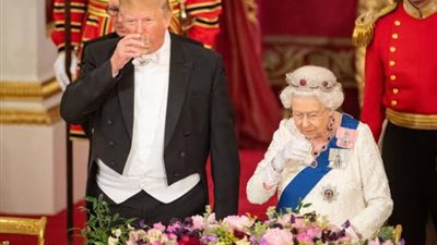 سري للغاية.. تفاصيل تُنشر لأول مرة عن إهانة ترامب فى قصر باكنجهام ببريطانيا