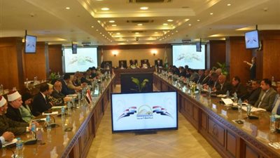 محافظ الجيزة يصدر توجيهات مشددة لرؤساء الأحياء والمراكز.. تعرف عليها