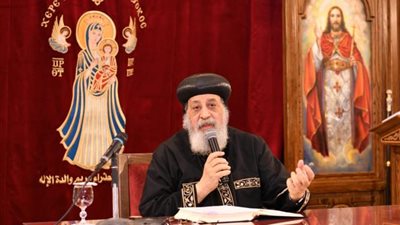 البابا يقرر وقف اجتماع الأربعاء .. اعرف السبب