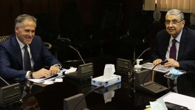 وزير الكهرباء يستقبل وفد من «جنرال اليكتريك» لبحث الاستثمار في الهيدروجين الأخضر