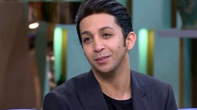 هشام جمال: لا يوجد خلاف بيني وبين دنيا سمير غانم وهذا سبب تأجيل عرض مسلسل ”عالم موازى”