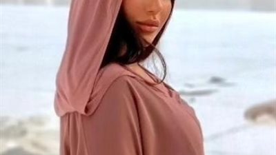 سارة سلامة بإطلالة محتشمة في أحدث ظهور