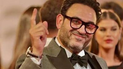 أكرم حسنى يتحدث عن كواليس مسلسل ”مكتوب عليا” فى  ”نجوم رمضان أقربلك” مع إنجى على