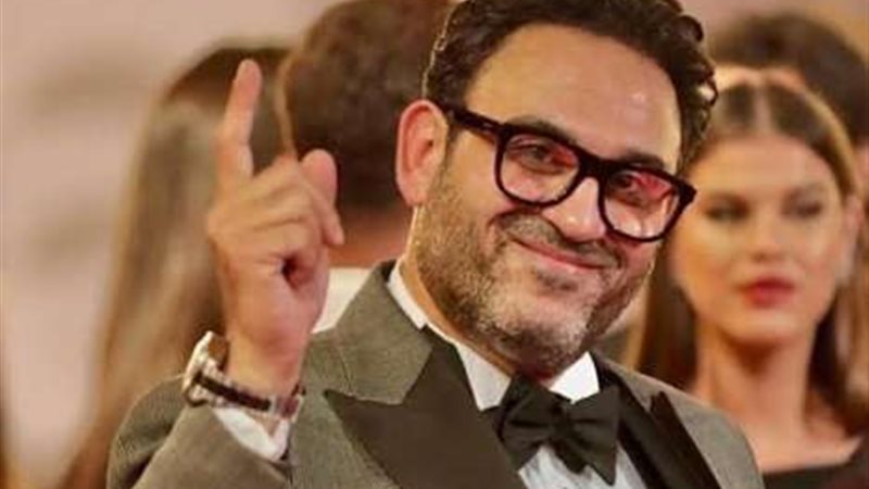 أكرم حسني